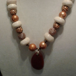 Gold & Cream Stone Necklace & Bracelet